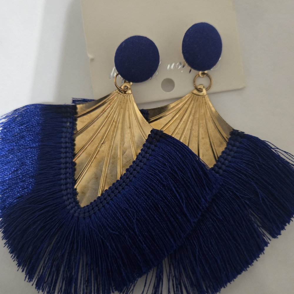 Elegant Blue and Gold Fan Earrings - Picture 5 of 5